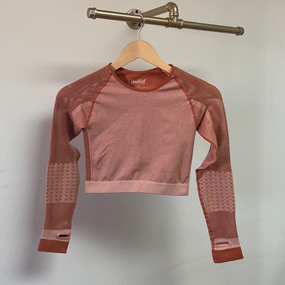 Bombshell Athletic Top - Picture 1 of 3